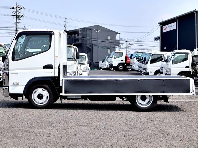 三菱 キャンター 2RG-FBA20(2WD)の写真13