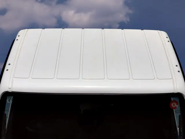 三菱 キャンター 2RG-FBA20(2WD)の写真14