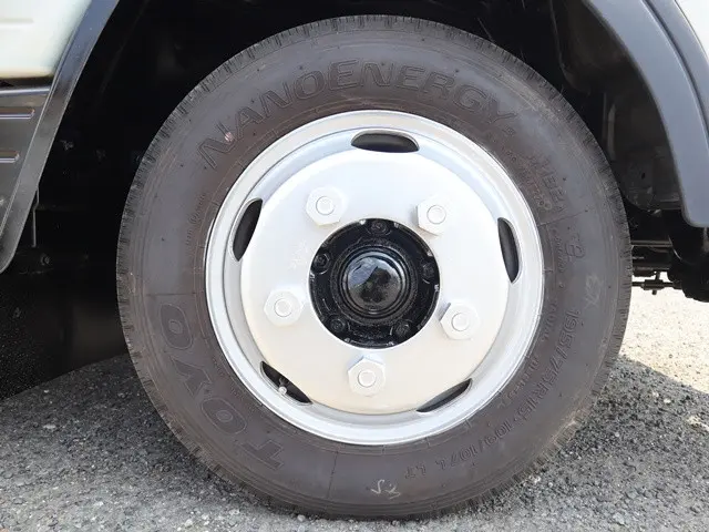 三菱 キャンター 2RG-FBA20(2WD)の写真21