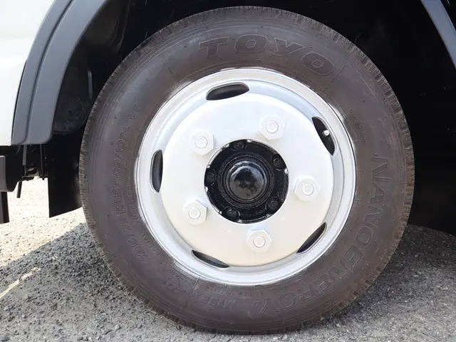 三菱 キャンター 2RG-FBA20(2WD)の写真24