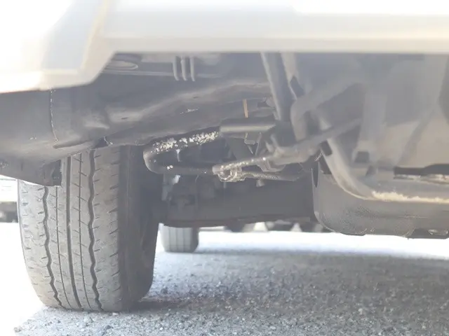 トヨタ ハイエース 3BA-TRH214W(2WD)の写真24