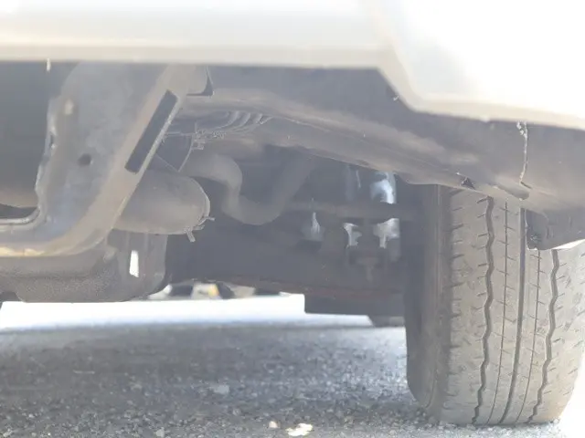 トヨタ ハイエース 3BA-TRH214W(2WD)の写真25
