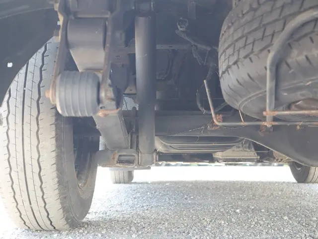 トヨタ ハイエース 3BA-TRH214W(2WD)の写真28