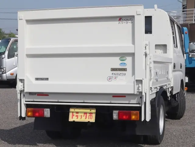 トヨタ ダイナ TKG-XZU605(2WD)の写真5