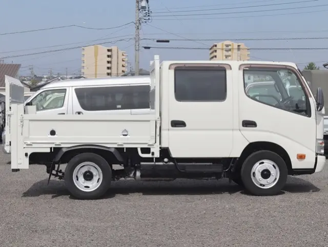 トヨタ ダイナ TKG-XZU605(2WD)の写真8