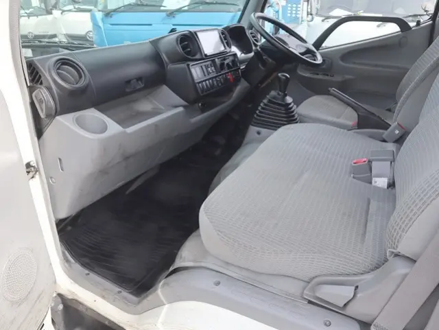 トヨタ ダイナ TKG-XZU605(2WD)の写真31