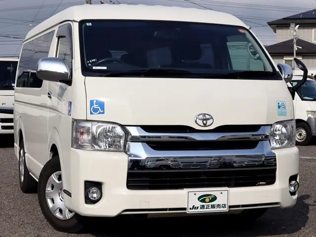 トヨタ ハイエース CBA-TRH214W(2WD)の写真4