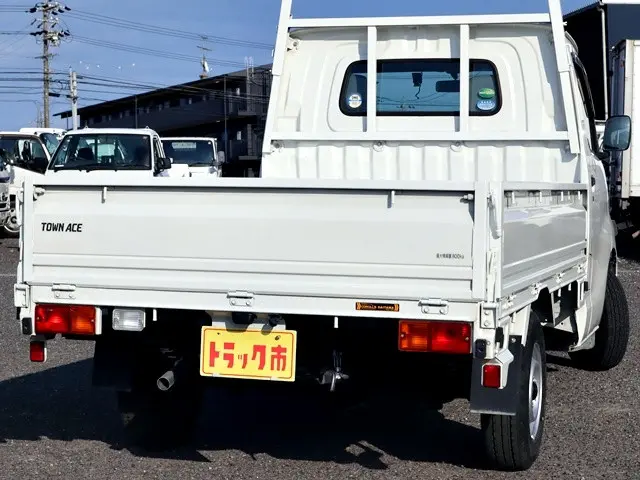 トヨタ タウンエーストラック DBF-S402U(2WD)の写真5