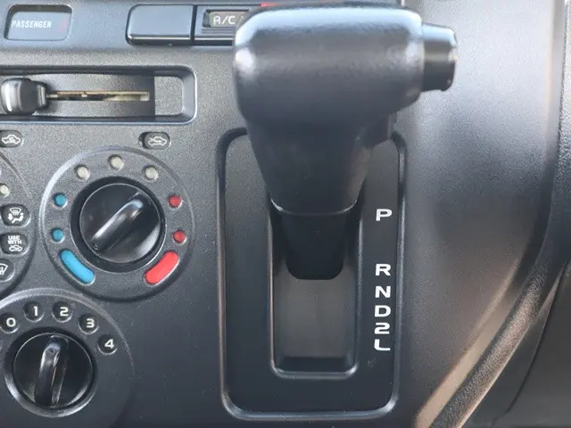 トヨタ タウンエーストラック DBF-S402U(2WD)の写真36
