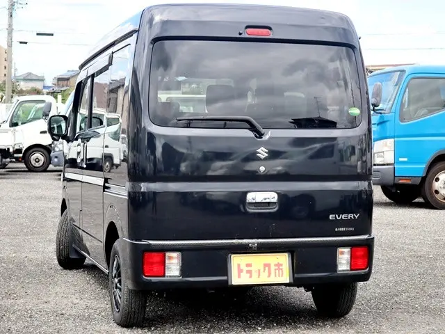 スズキ エブリイ EBD-DA17V(4WD)の写真7