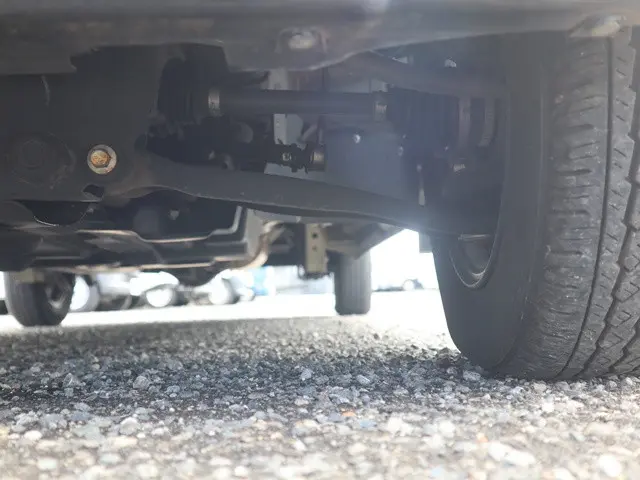 スズキ エブリイ EBD-DA17V(4WD)の写真30