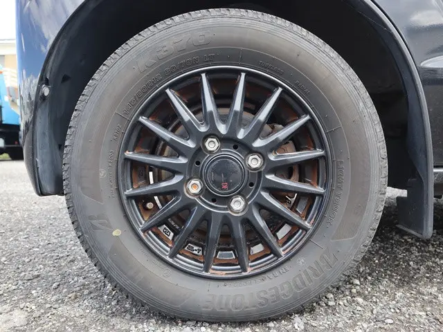 スズキ エブリイ EBD-DA17V(4WD)の写真31