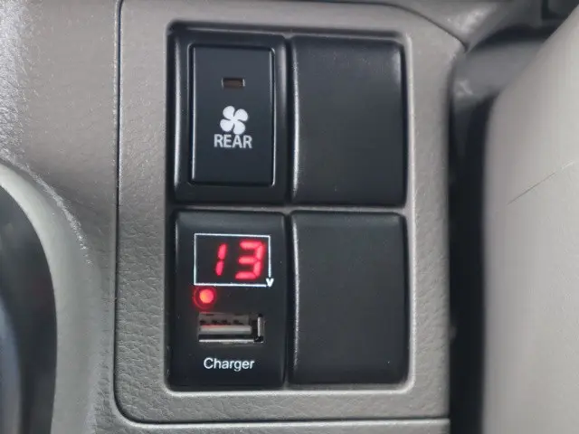 スズキ エブリイ EBD-DA17V(4WD)の写真46