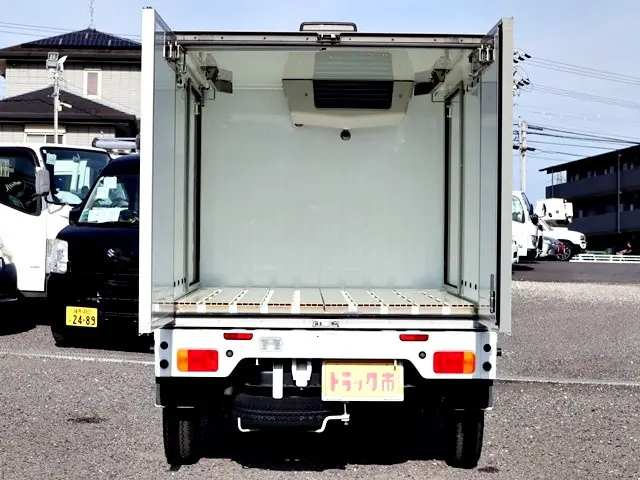 スズキ キャリイ 3BD-DA16T(2WD)の写真12