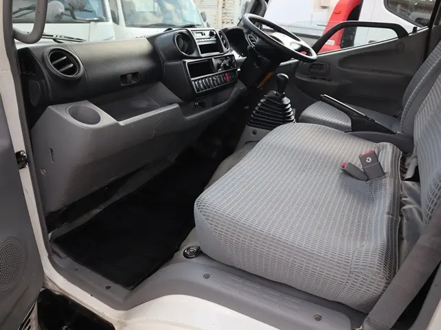 日野 デュトロ TKG-XZC645M(2WD)の写真32