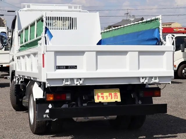 三菱 キャンター 2RG-FBA60(2WD)の写真7