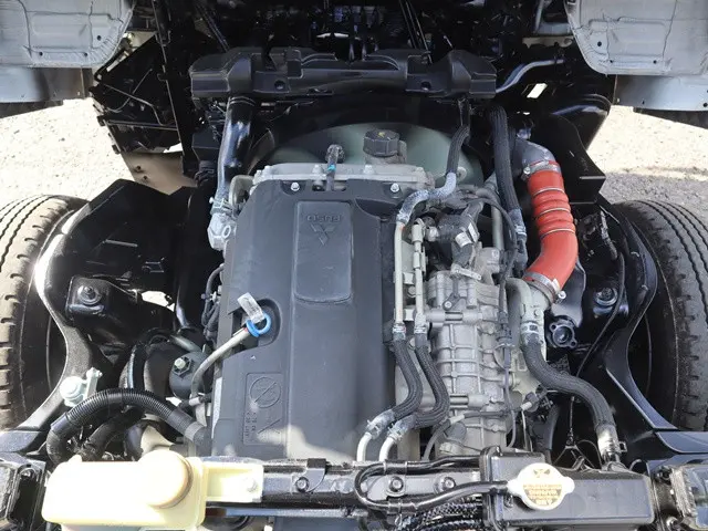 三菱 キャンター 2RG-FBA60(2WD)の写真18