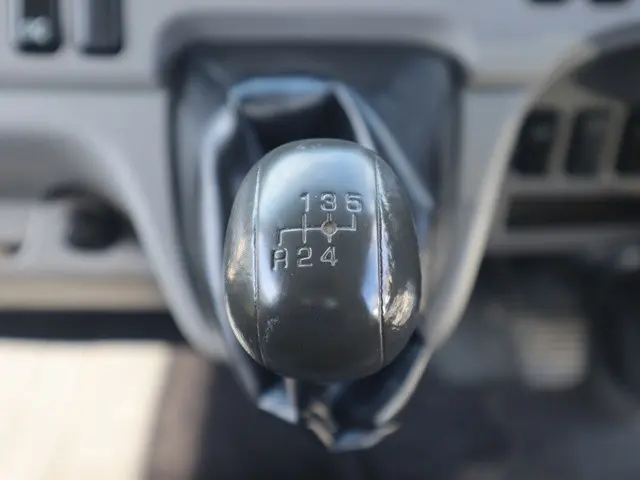 三菱 キャンター 2RG-FBA60(2WD)の写真36