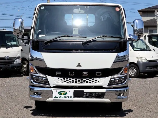 三菱 キャンター 2RG-FBA20(2WD)の写真3