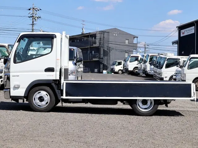 三菱 キャンター 2RG-FBA20(2WD)の写真13