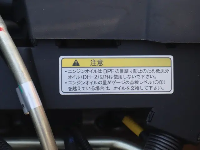 三菱 キャンター 2RG-FBA20(2WD)の写真16