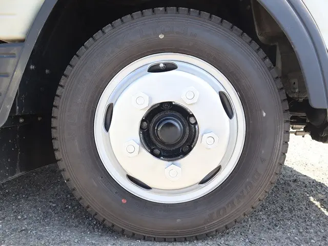 三菱 キャンター 2RG-FBA20(2WD)の写真21