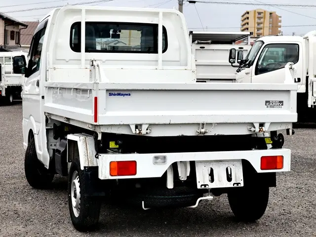 スズキ キャリイ 3BA-DA16T(4WD)の写真2