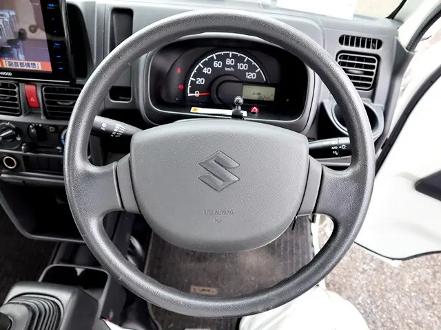 スズキ キャリイ 3BA-DA16T(4WD)の写真4