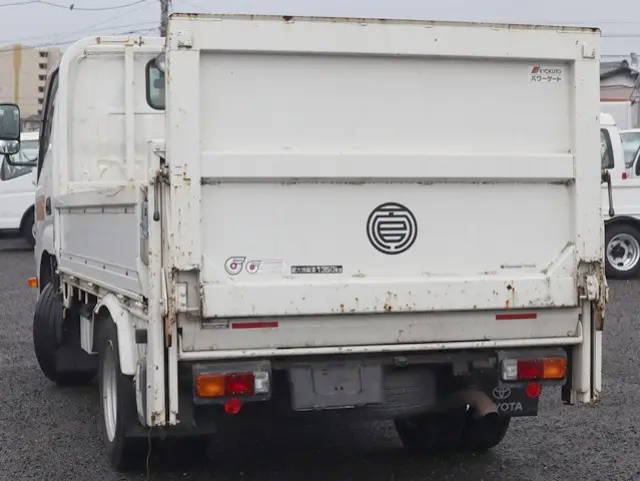 トヨタ ダイナ LDF-KDY231(2WD)の写真2