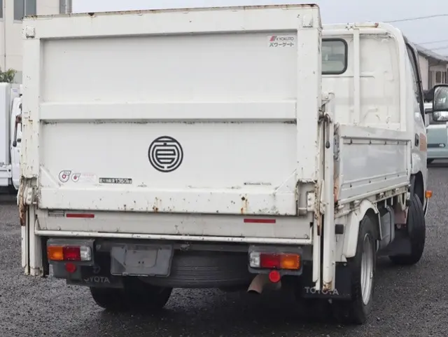 トヨタ ダイナ LDF-KDY231(2WD)の写真3