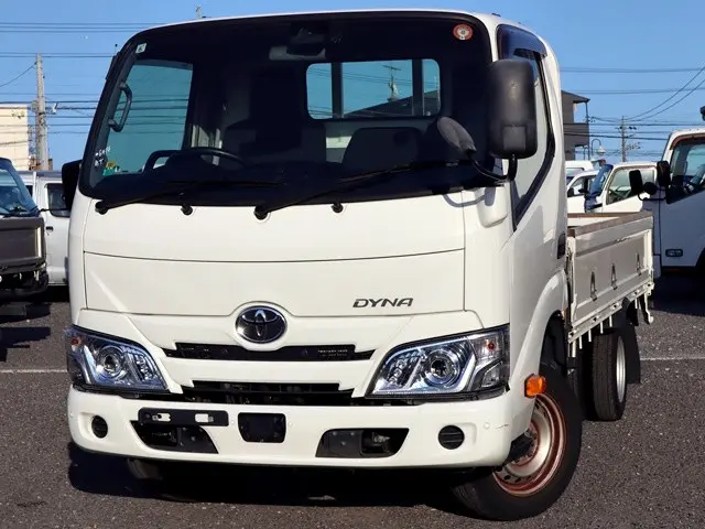 トヨタ ダイナ 3BF-TRY230(2WD)の写真1
