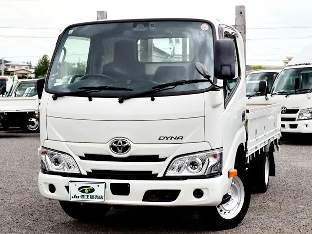 トヨタ ダイナ 3BF-TRY230(2WD)の写真2