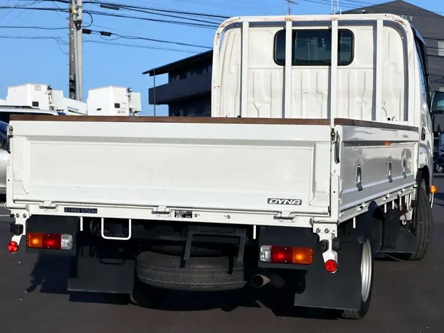 トヨタ ダイナ 3BF-TRY230(2WD)の写真3