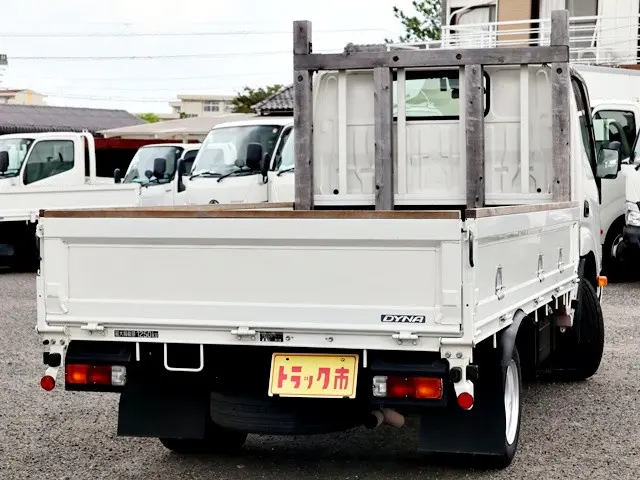 トヨタ ダイナ 3BF-TRY230(2WD)の写真5