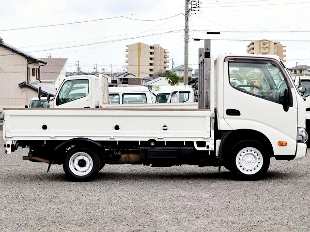 トヨタ ダイナ 3BF-TRY230(2WD)の写真8