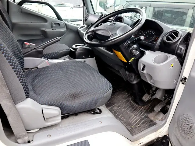 トヨタ ダイナ 3BF-TRY230(2WD)の写真29