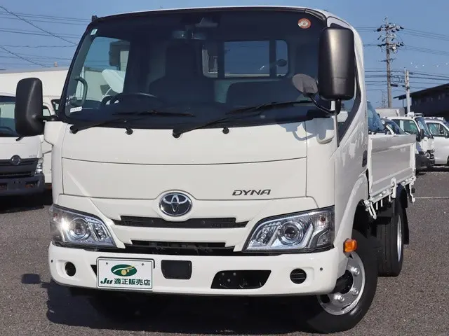 トヨタ ダイナ 2RG-XZC605(2WD)の写真2