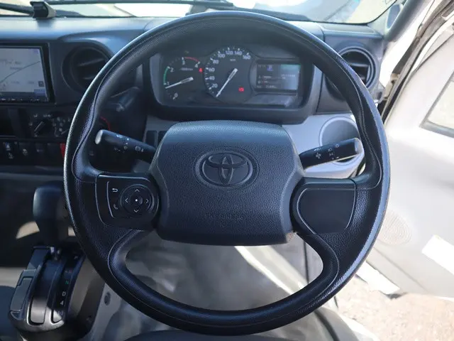 トヨタ ダイナ 2RG-XZC605(2WD)の写真4