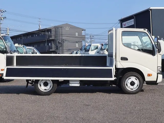 トヨタ ダイナ 2RG-XZC605(2WD)の写真10