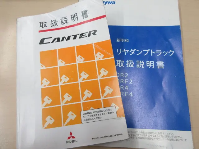 三菱 キャンター TPG-FBA30(2WD)の写真5
