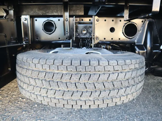 三菱 キャンター TPG-FBA30(2WD)の写真20