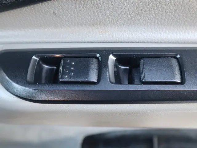 三菱 キャンター TPG-FBA30(2WD)の写真39