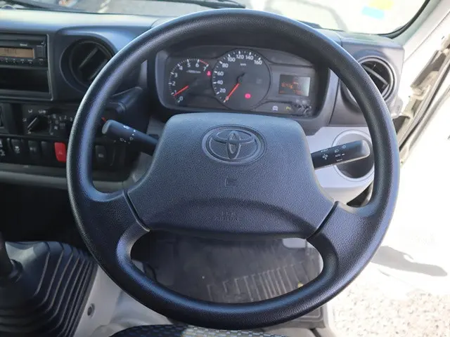 トヨタ ダイナ 3BF-TRY230(2WD)の写真4