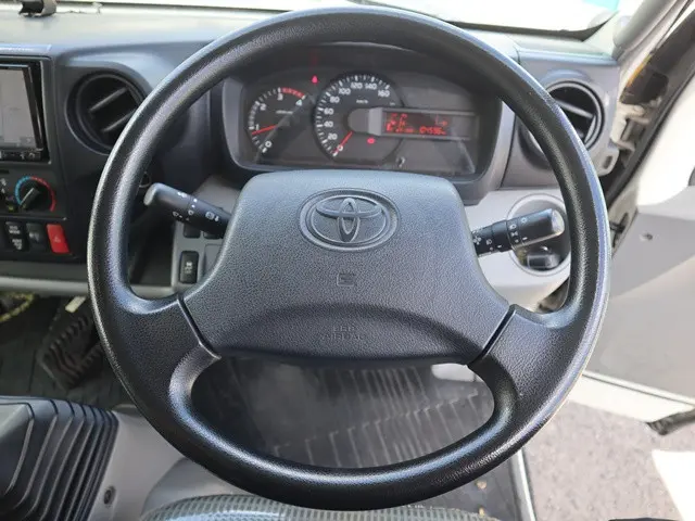 トヨタ トヨエース TKG-XZU710(2WD)の写真4