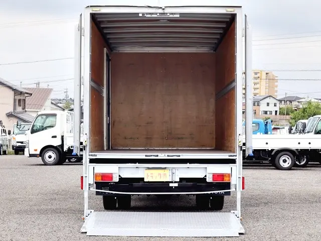 トヨタ トヨエース TKG-XZU710(2WD)の写真11
