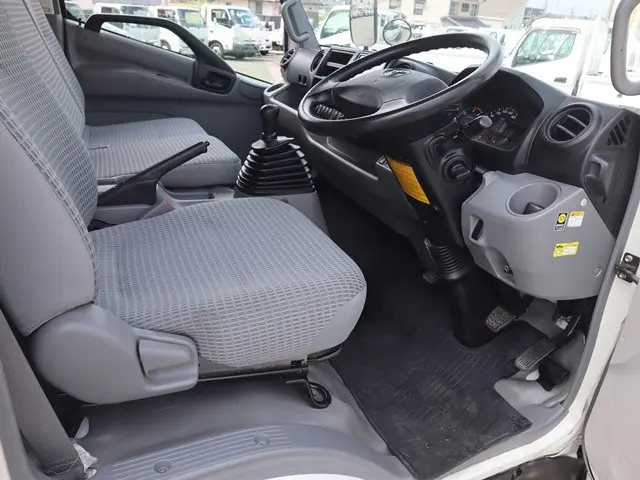 トヨタ トヨエース TKG-XZU710(2WD)の写真35