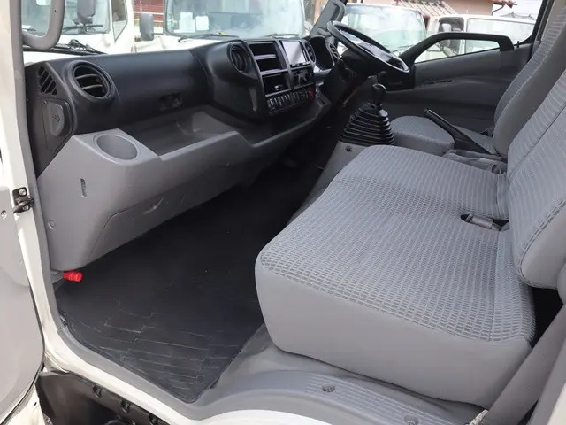 トヨタ トヨエース TKG-XZU710(2WD)の写真37