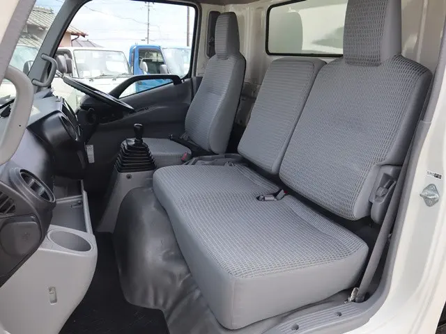 トヨタ トヨエース TKG-XZU710(2WD)の写真38