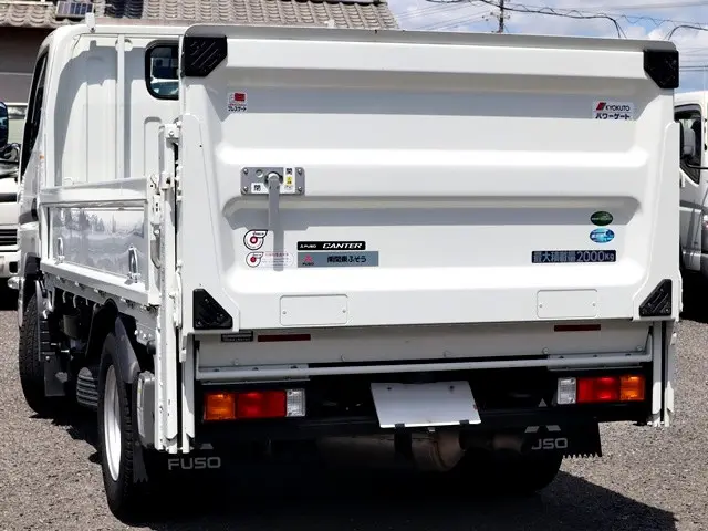 三菱 キャンター 2RG-FBA20(2WD)の写真2
