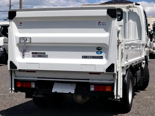 三菱 キャンター 2RG-FBA20(2WD)の写真3